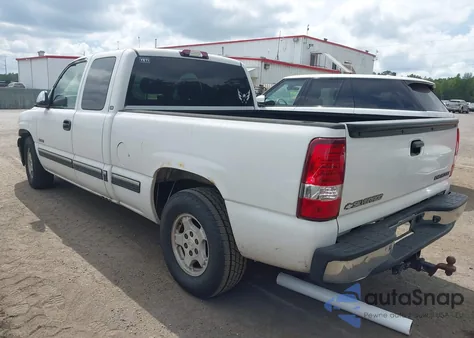 2002 Chevrolet Silverado 1500 Ls z USA, uszkodzony, nr VIN 2GCEC19V321353356
